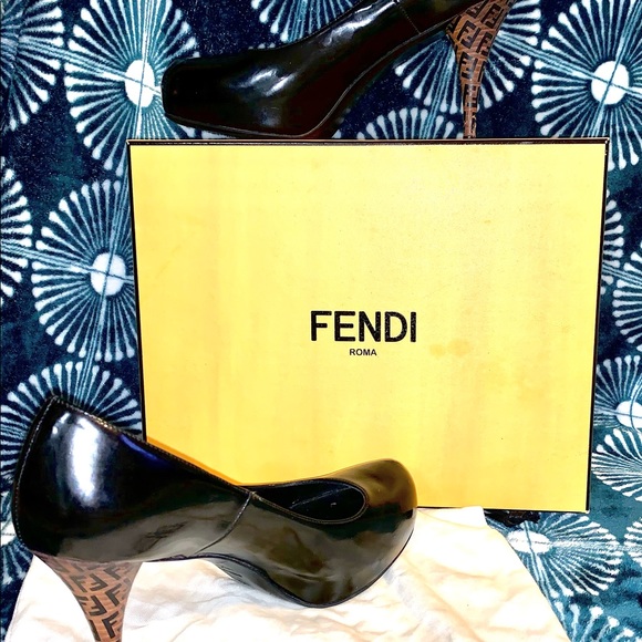 Fendi Black Patent Leather Zucca Heel Pumps (40) - Picture 13 of 14